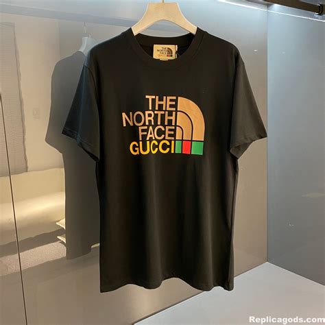 t shirt north face gucci